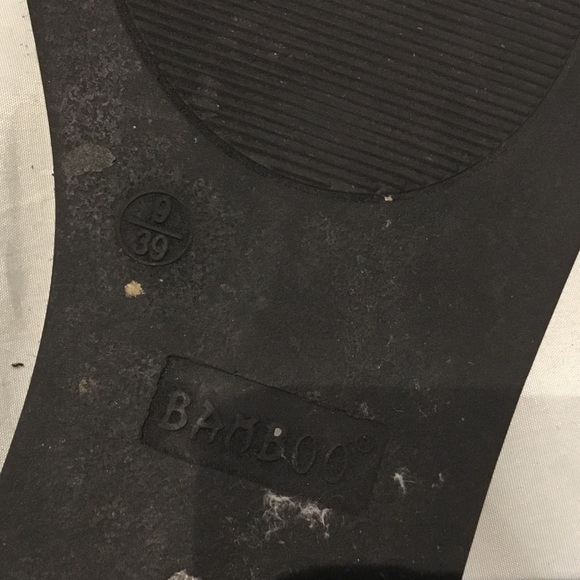 Bamboo Womans Alta Flat Slide Sandal Embroidered Butterflies on Top - Picture 7 of 10